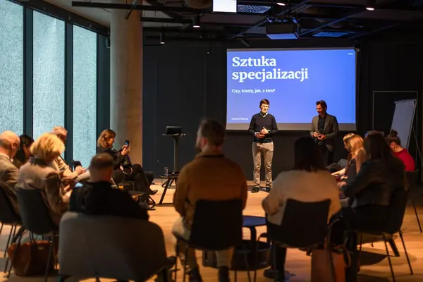 Marcin Maruta prowadzi sesję Sztuka specjalizacji